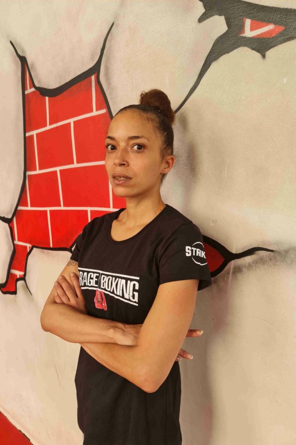 Cheryl K1 Trainerin vom Garage Combat Club